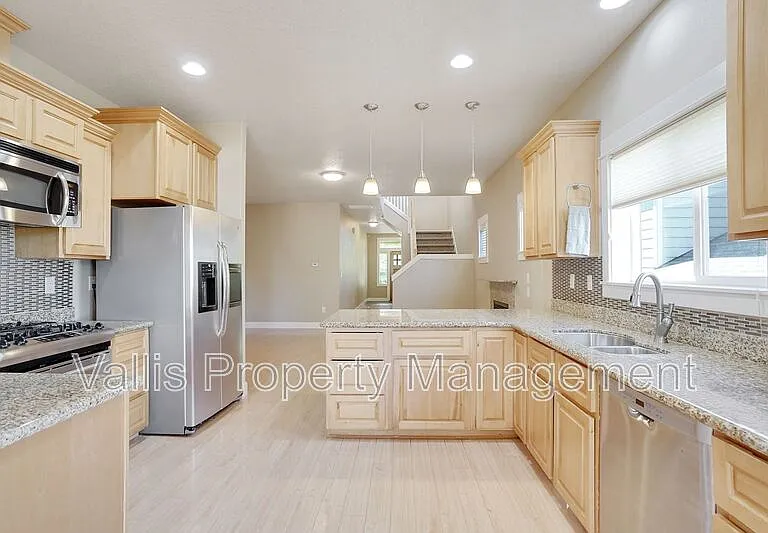 5164 Andresen St SE — Photo 14
