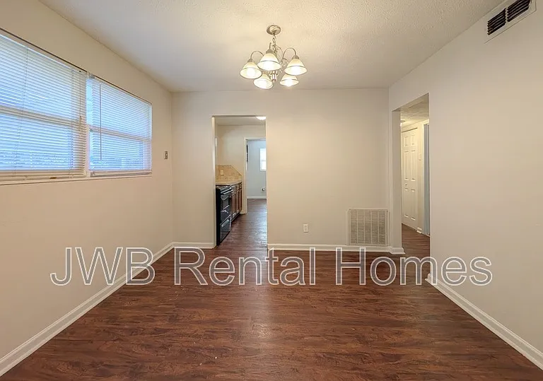 6622 Burpee Dr S — Photo 3
