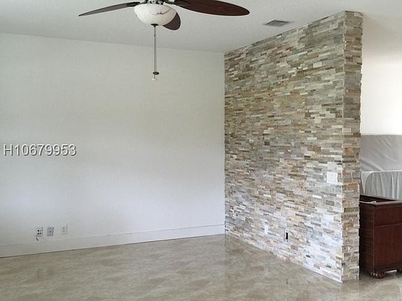 5th image of 1724 Aspen Ln