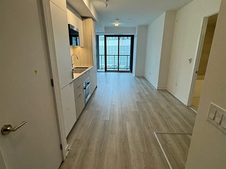 28 Eastern Ave S #417 — Photo 16