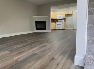 1504 W Frosty Dr APT 4, Ozark, MO 65721