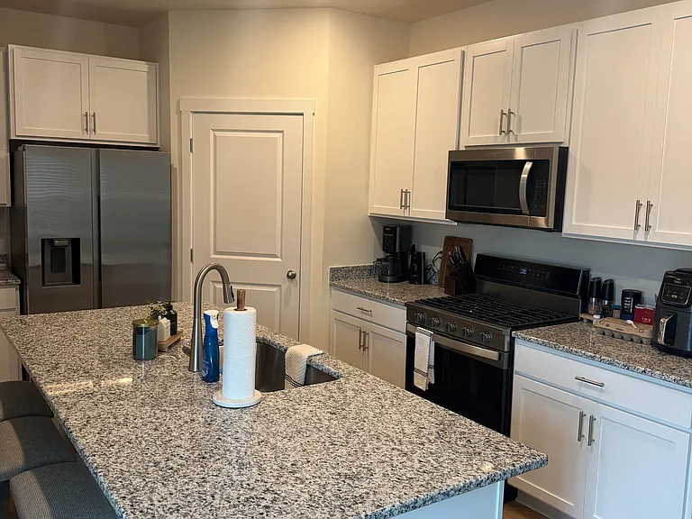2432 Limelight Ln — Photo 6