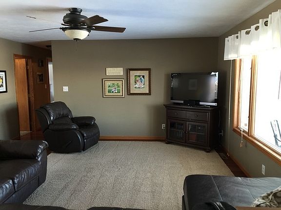 5th image of 1132 Black Diamond Dr