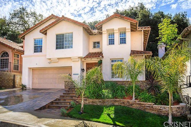 1st image of 23832 Valley Oak Ct