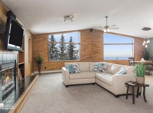 15751 Stanwood Cir, Anchorage, AK 99516