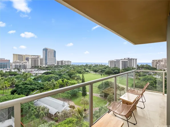 2045 Kalakaua Ave APT 1007, Honolulu, HI 96815