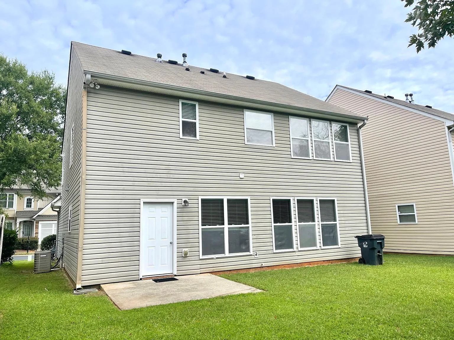 3282 Briaroak Dr — Photo 2