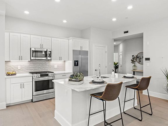 2nd image of 95 Fawcett St #200