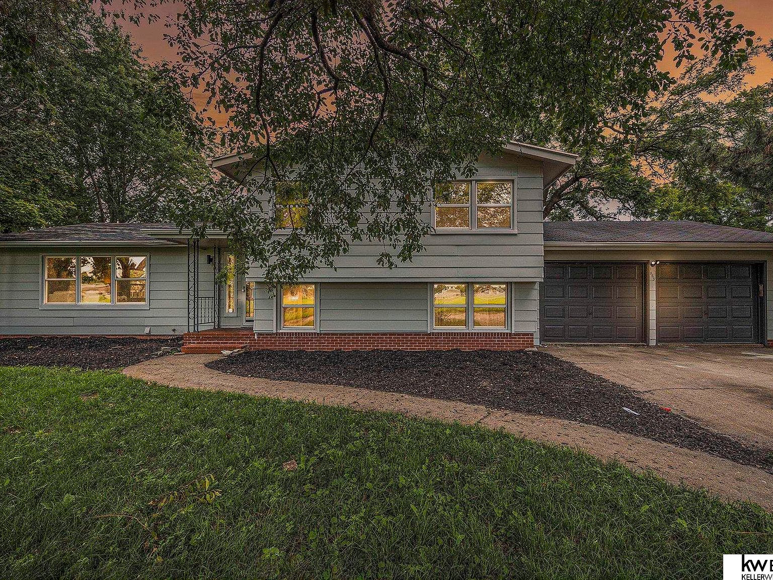 1863 E 16th St, Fremont, NE 68025 Zillow