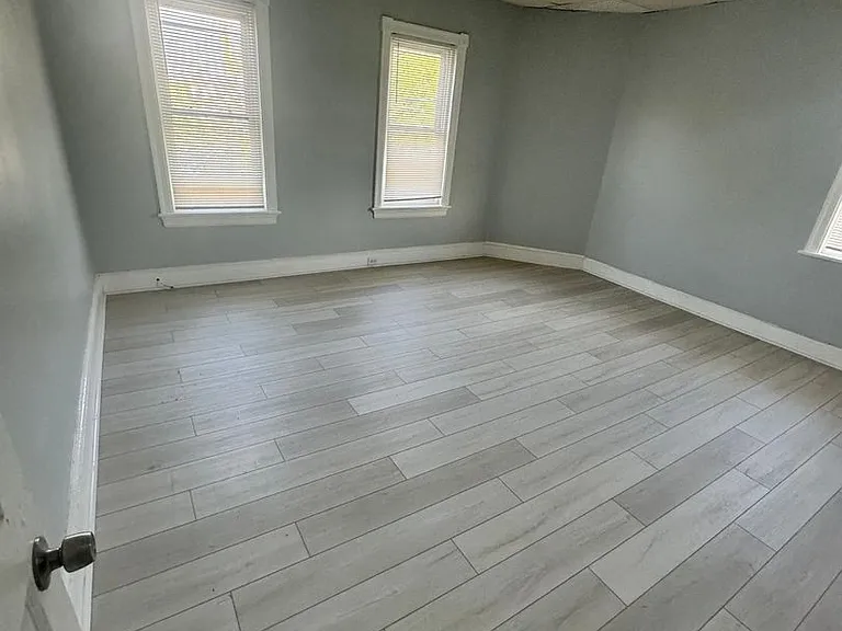 200 Parker Ave #B — Photo 2