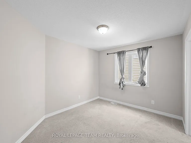 127 Solaris Dr — Photo 18