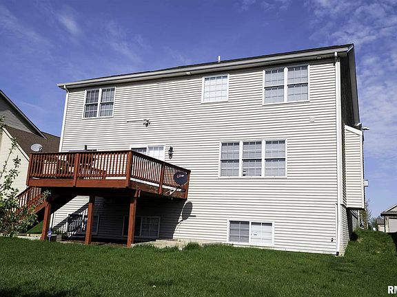 4th image of 7007 N Grand Fir Dr