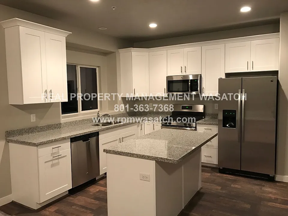 11953 S Forester Peak Pl