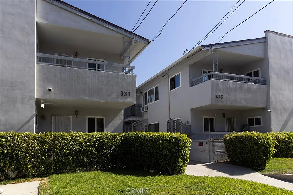 2 bed, 775 sqft, $2,450 — Photo 3