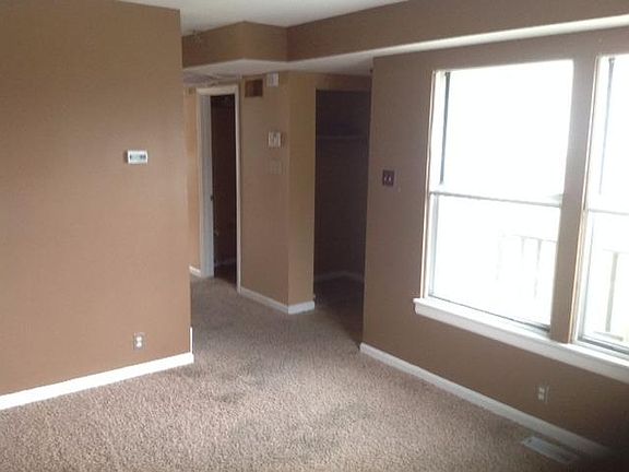 3rd image of 2721 Park Ave