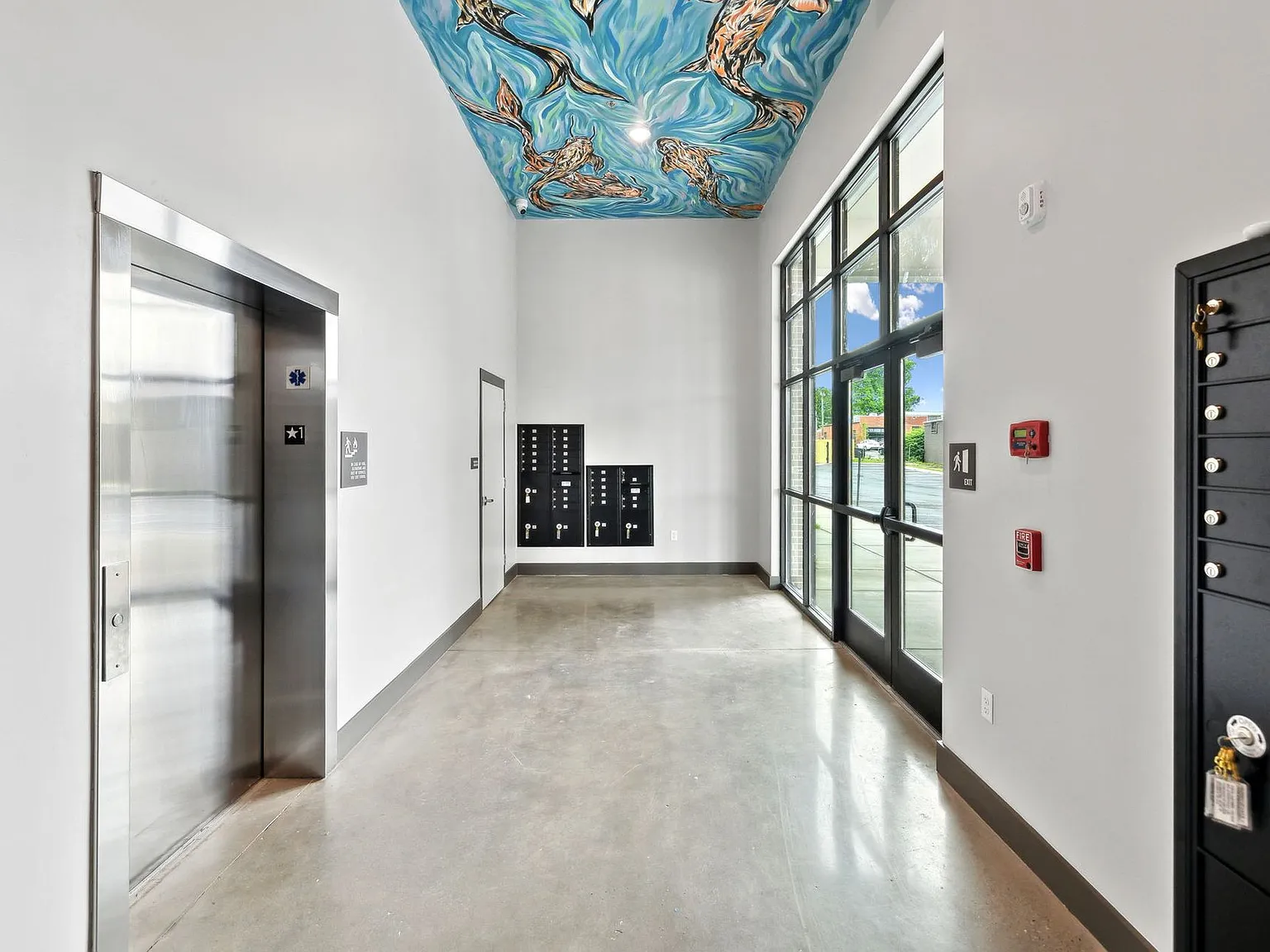 Urban Lofts — Photo 2