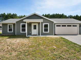 2709 Sawyer Rd, Traverse City, MI 49685
