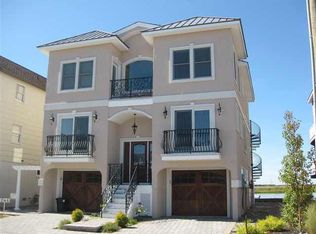 746 21st St, Avalon, NJ 08202