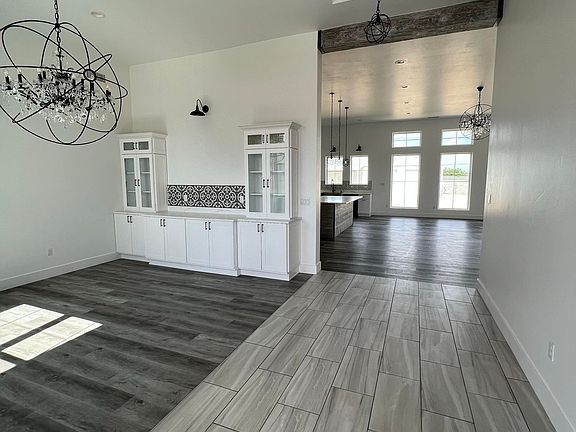 5th image of 106 Doporto Ct