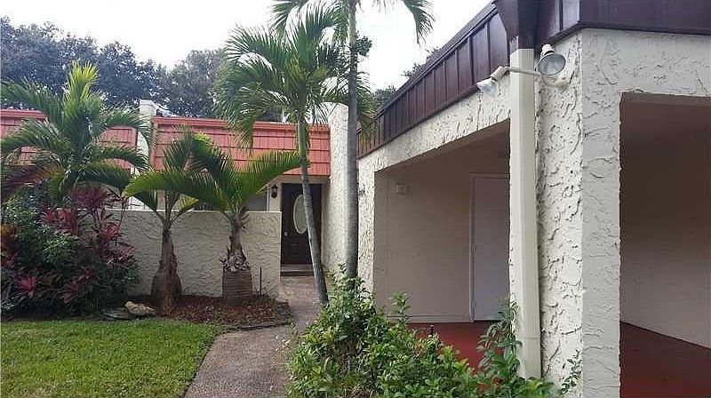 1st image of 6557 NW 99th Ave