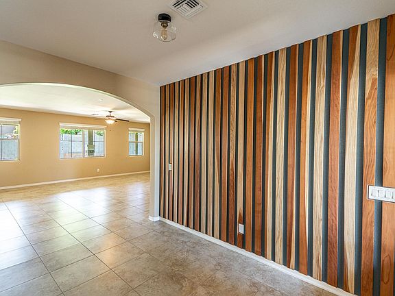 5th image of 18445 W Saguaro Ln