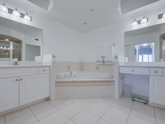 4th image of 2095 Highway A1a APT 4202