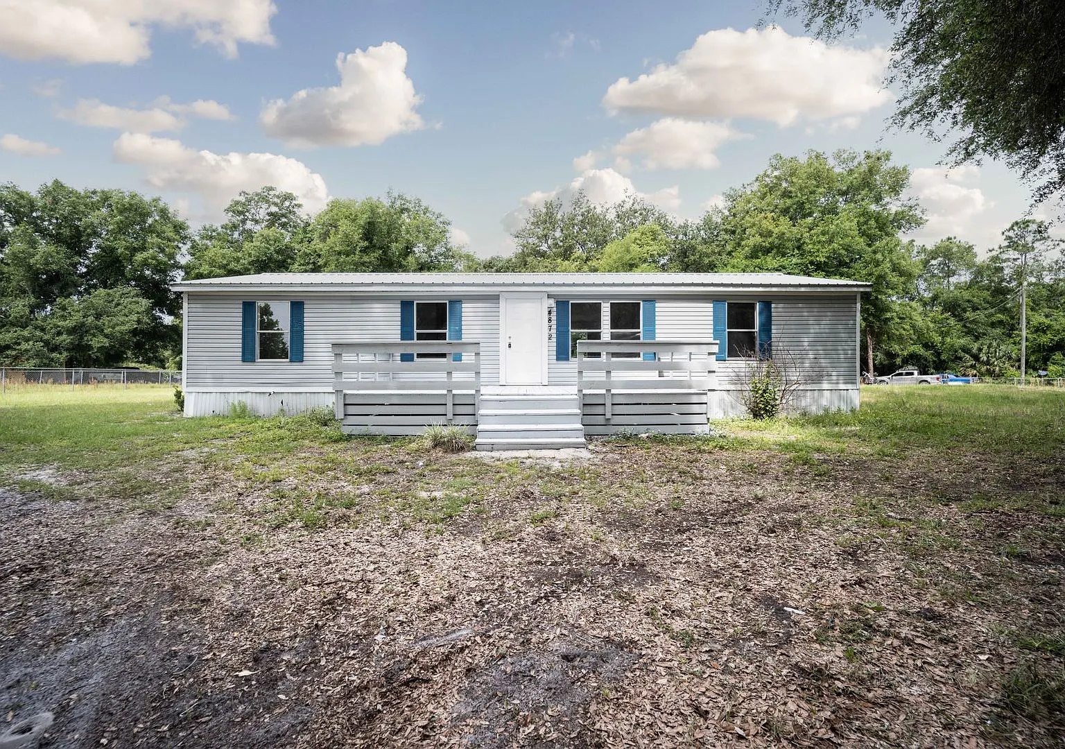 3BR/2BA Renovated Mobile Home in Coleman — Photo 1