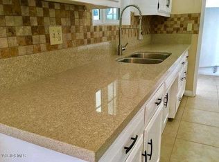 700 W Guava St, Oxnard, CA 93033