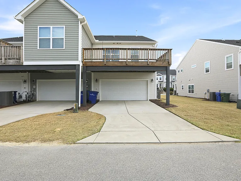 949 Robbie Jackson Ln — Photo 45