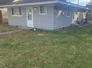1355 Bensch Dr, Toledo, OH 43614