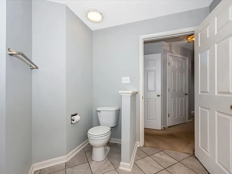 2501 Hemingway Dr #2A — Photo 17