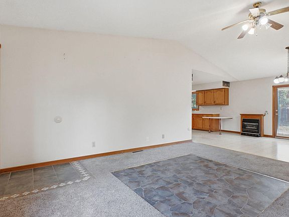 4th image of 2215 W Colgate Street