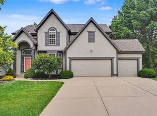 5910 W 154th St, Overland Park, KS 66223