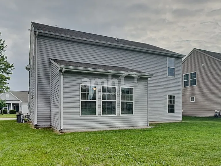 653 Classic Ln — Photo 14