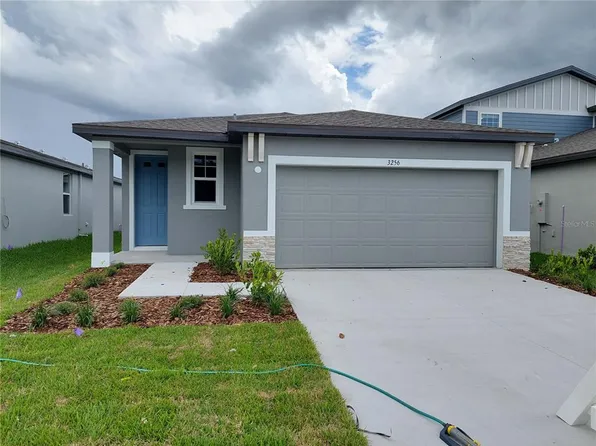 3256 Fresno Pl, Zephyrhills, FL 33541