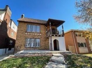 408 S Hanley Rd #A, Saint Louis, MO 63105