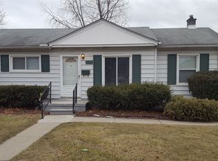 5020 Toepfer Rd, Warren, MI 48091