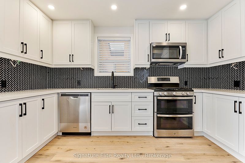 Toronto House for rent - 4 Bedrooms — photo 10