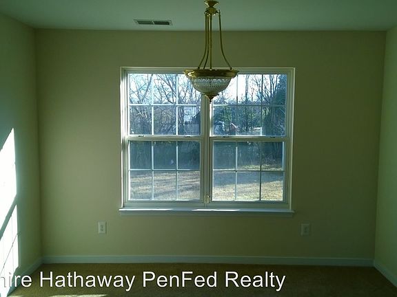 4th image of 820 Stonemeadow Dr