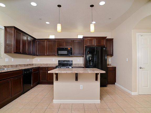 5th image of 5301 E Commerce Way Unit 69101
