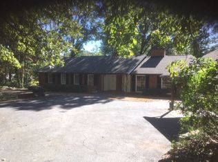374 Mount Vernon Hwy NW, Sandy Springs, GA 30328
