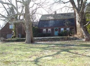 15 Hebron Rd, Bolton, CT 06043