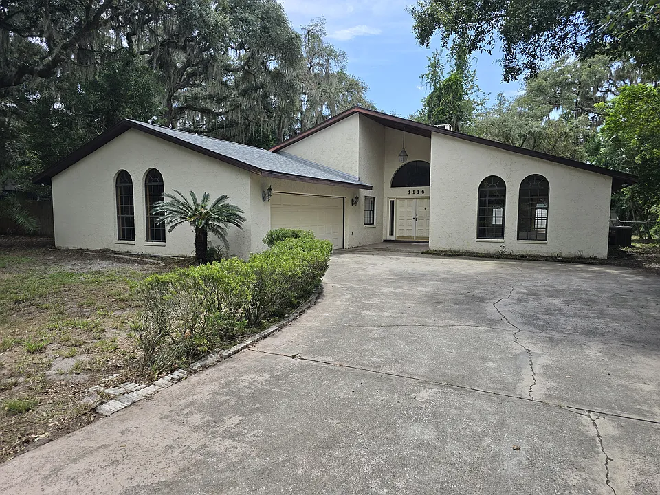 1115 Old Polk City Rd #1115