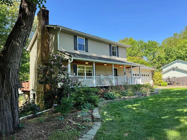 454 Widewater Rd — Photo 4