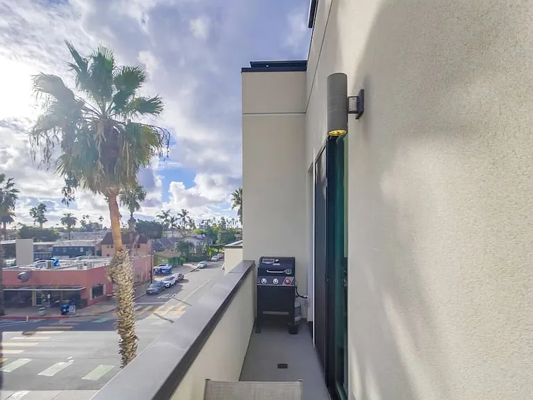 4505 Park Blvd #301 — Photo 15