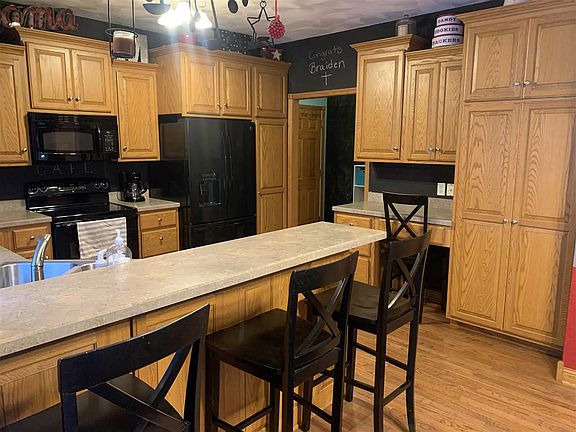 5th image of 1634 Killarney Dr