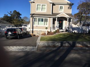 63 Uncle Henrys Rd, Mashpee, MA 02649