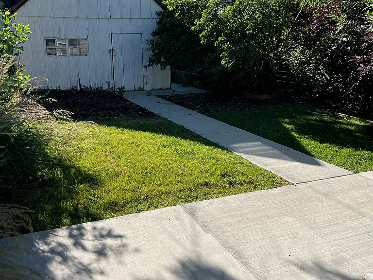 4472 Yates St — Photo 30