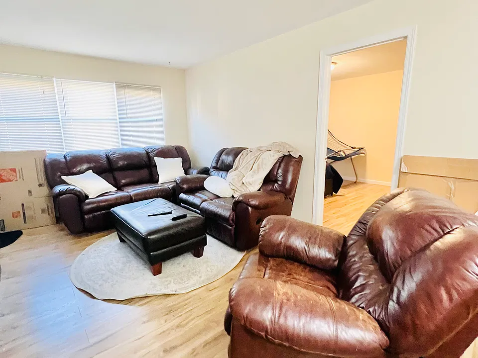 248 College Dr #48