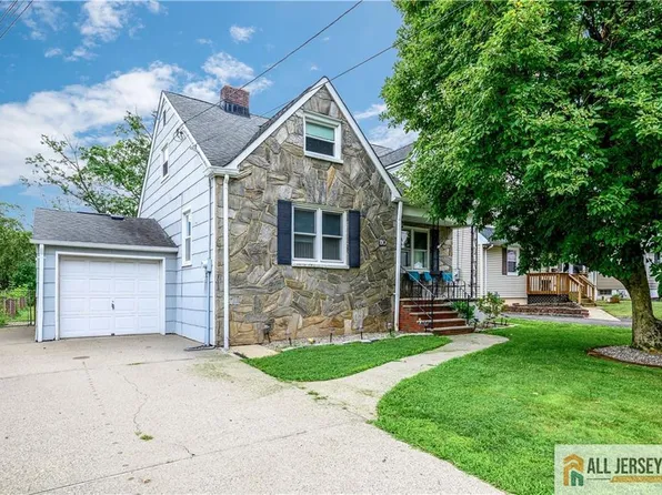 110 Amherst Ave, Colonia, NJ 07067